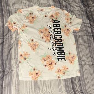 Abercrombie boys & Fitch Kids Floral Graphic Tee size 7/8